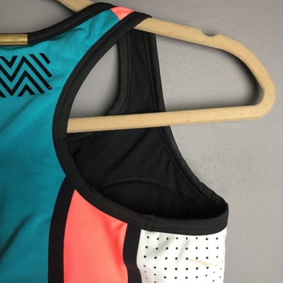 MONREAL Punch Racer Activewear Sports Bra - Picture 2 of 4